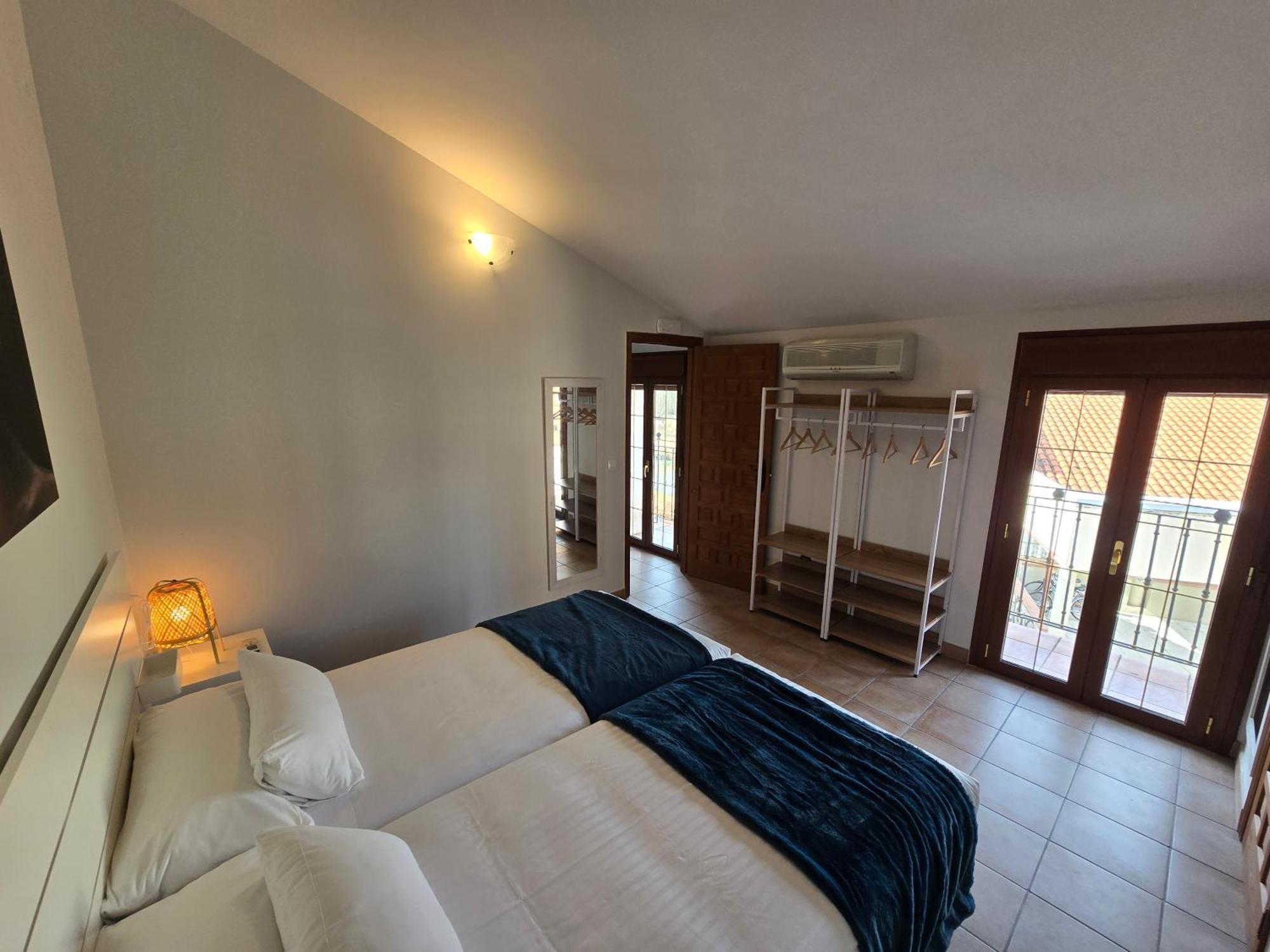 Hotel Puerta Del Arco Tudela de Duero Eksteriør bilde